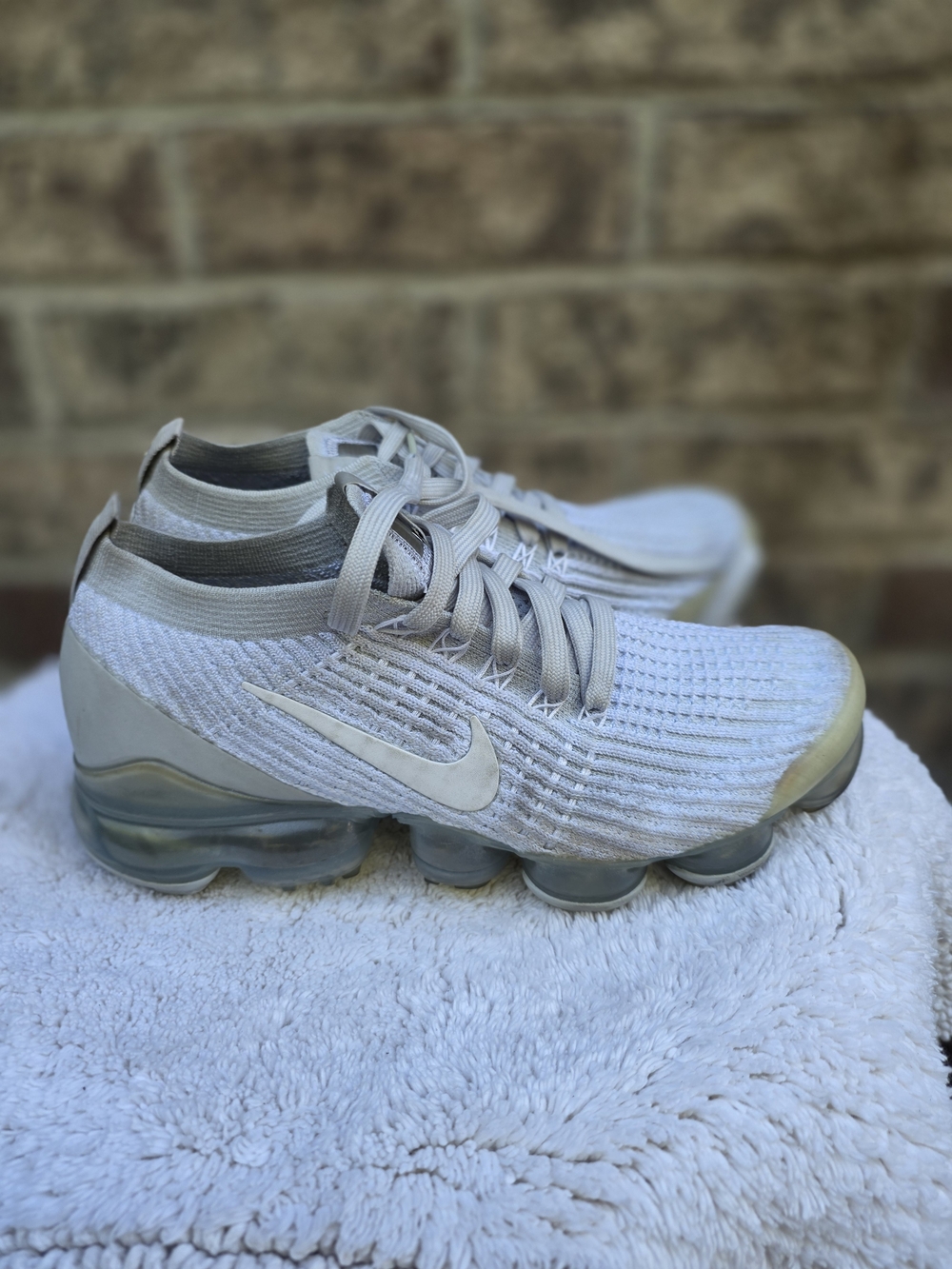 Nike Air Vapormax Flyknit 3 Athletic Shoes White Metallic Silver Women